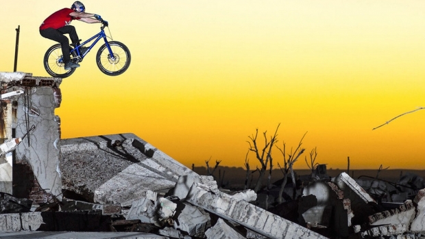 Danny macaskill epecuen fashion